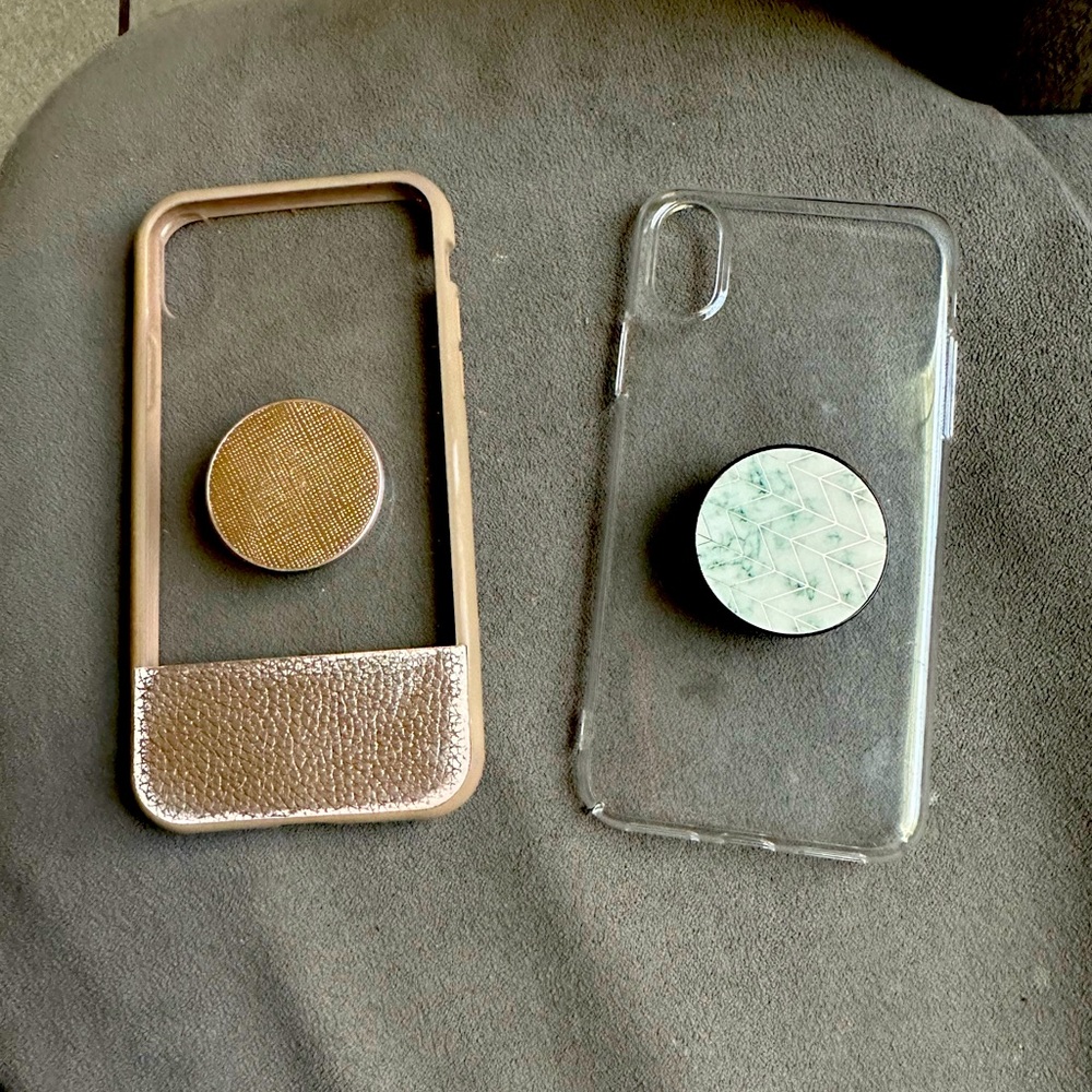 Iphone XS cases with pop sockets